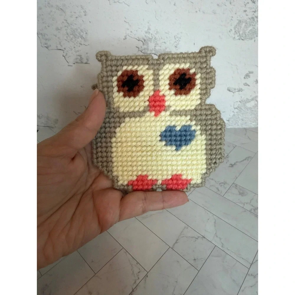 Vintage Handmade Plastic Canvas Owl Coaster Set with Tree Holder 5 Piece Set